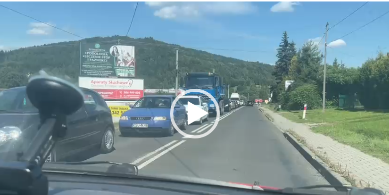 Taki „koreczek” po Tour de Pologne mdz. Stryszawą, a Suchą Beskidzką. (wideo).